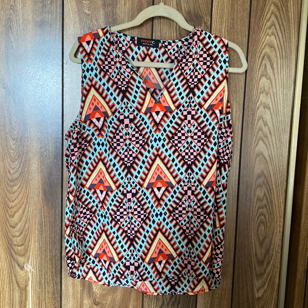 Renee C Geometric Hi/lo blouse